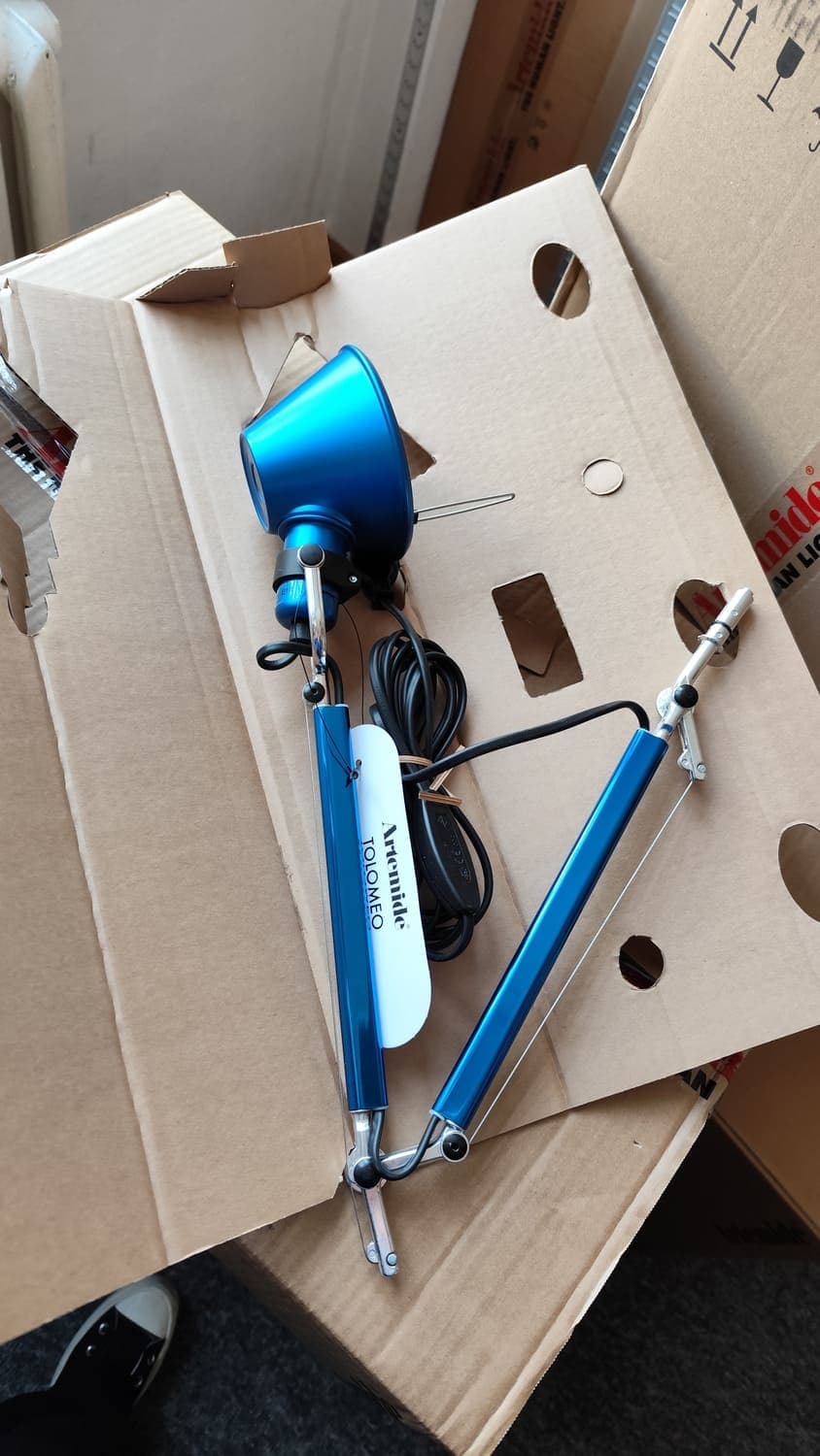 Artemide Tolomeo Micro kinkiet niebieski OUTLET — widok 4