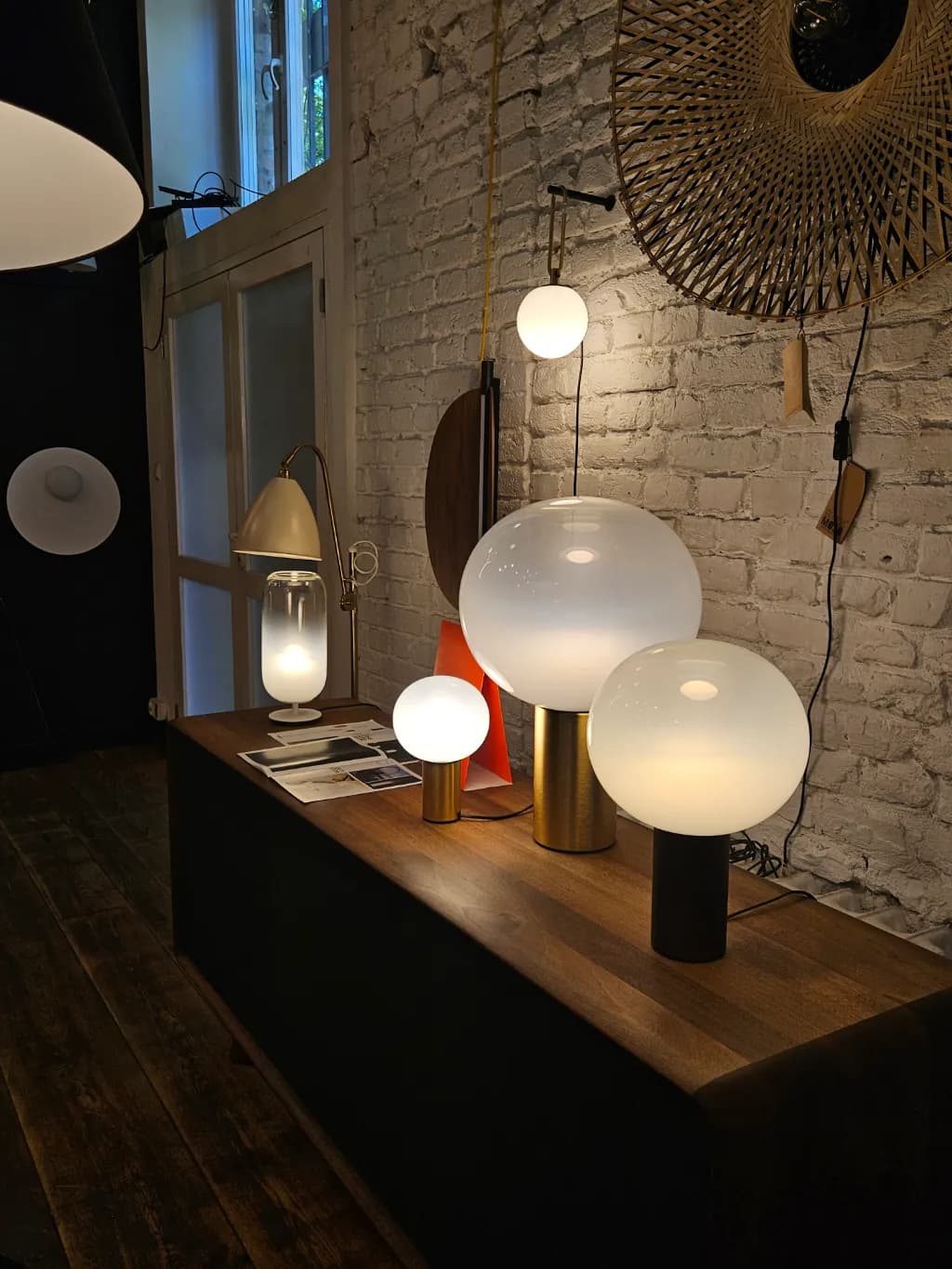 Pivoni showroom — atmosfera